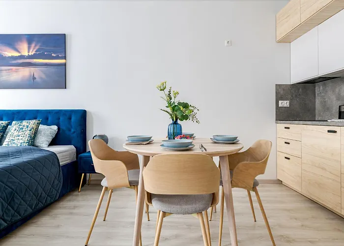 Spirit - Azure Sky With Free Parking Budapest