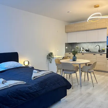 Spirit - Azure Sky With Free Parking דירה