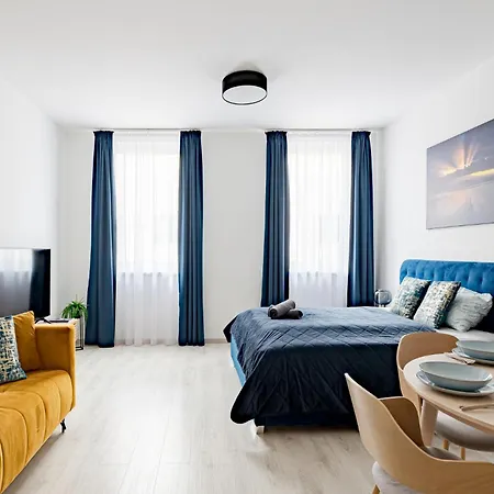Spirit - Azure Sky With Free Parking *