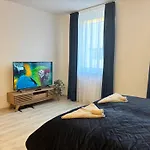 Spirit - Azure Sky With Free Parking * Budapeste