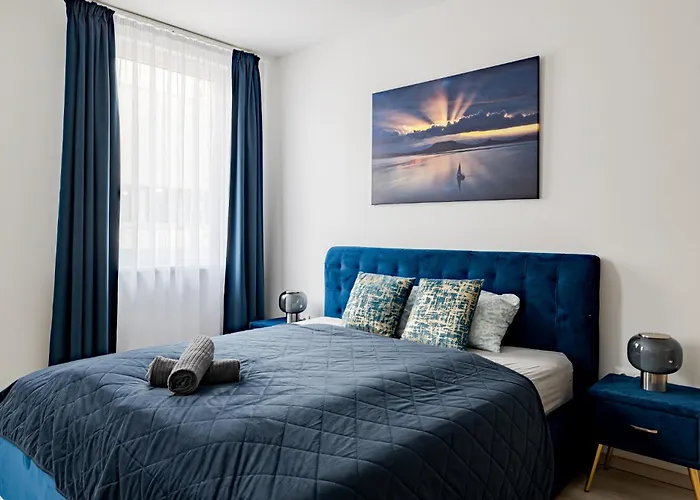 Spirit - Azure Sky With Free Parking בודפשט