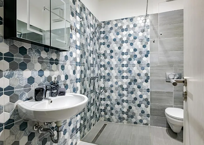 Spirit - Azure Sky With Free Parking * Budapest